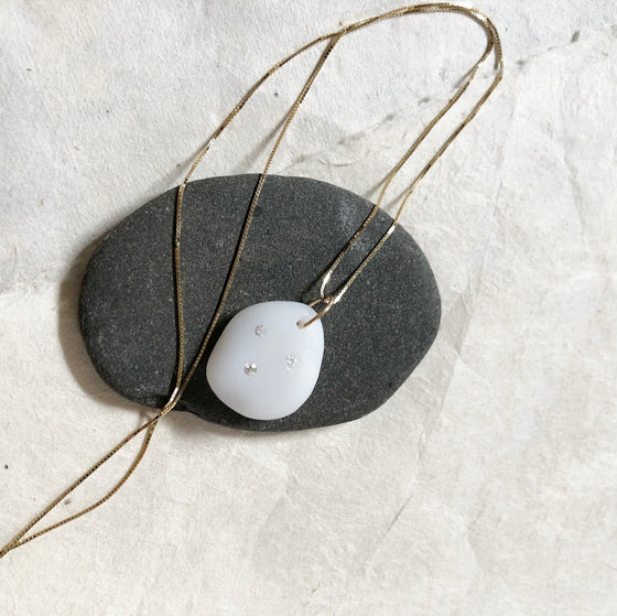 Milk diamond sea glass - chain included